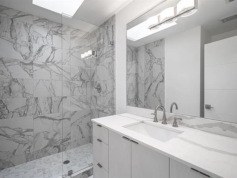5536 Eton Ct — Photo 17