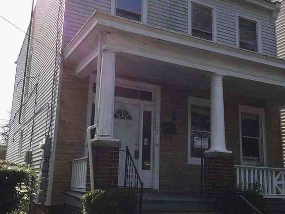 2nd image of 1407A Oakwood Ave