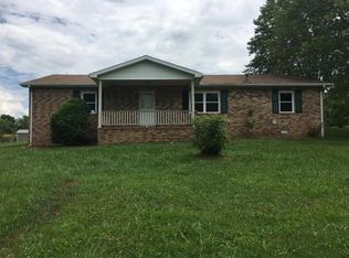 E Ridge Dr, Crossville, TN 38555