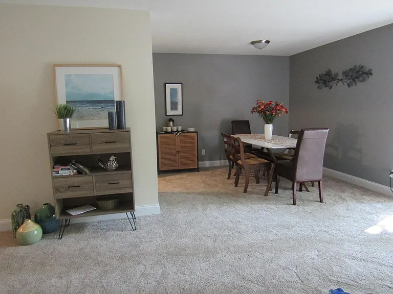 Forest Ridge Apartments — Photo 2