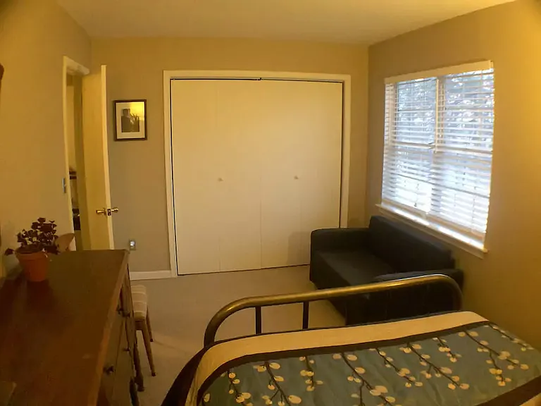 2115 Commonwealth Dr — Photo 12