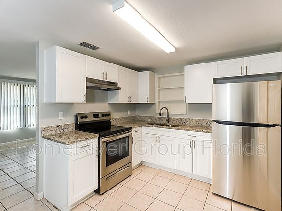 4th image of 1521 Tradewinds Ave