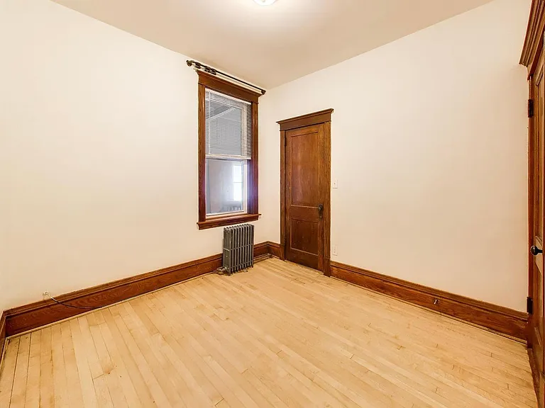 858 N Wolcott Ave #2 — Photo 16