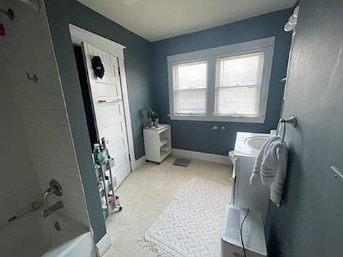 5th image of 1871 W Marshall Ave