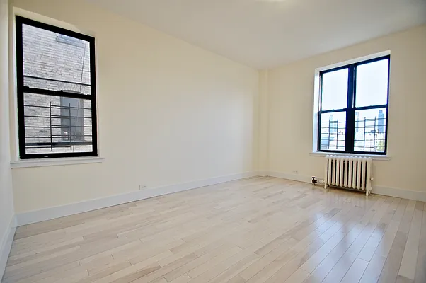 Rented by Bohemia Realty Group | media 17