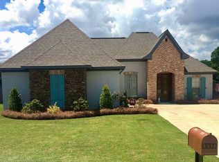 937 Timberton Dr, Pearl, MS 39208