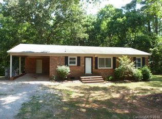 3104 University Dr, Lancaster, SC 29720