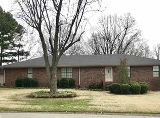 601 Bellwood Dr, Paragould, AR 72450