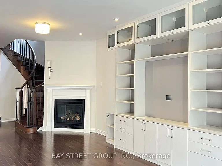 116 Riding Mountain Dr — Photo 18