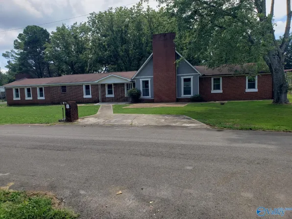 116 Yarbrough Ave, Moulton, AL 35650