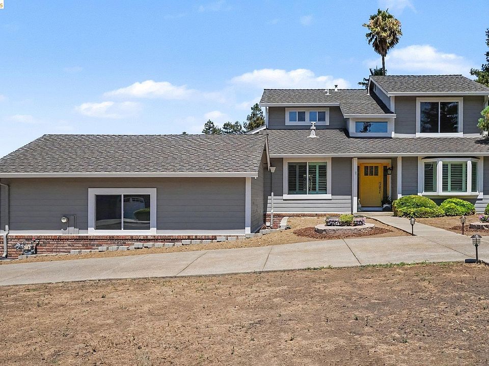 1st image of 332 Chardonnay Cir