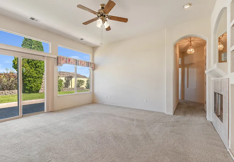 9455 Oakley Ln — Photo 7
