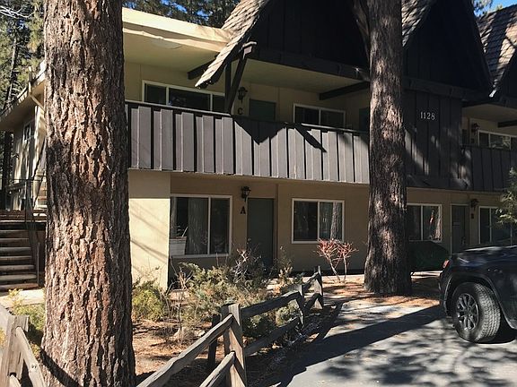 2nd image of 1128A Herbert Ave