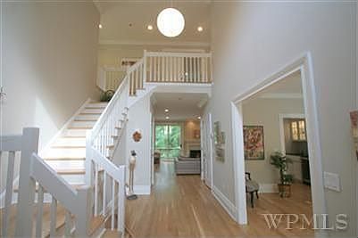 1st image of 15 Easthaven Ln