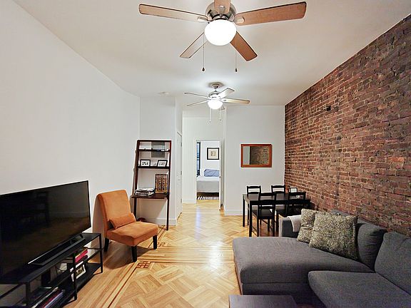 3rd image of 268 Smith St APT 3