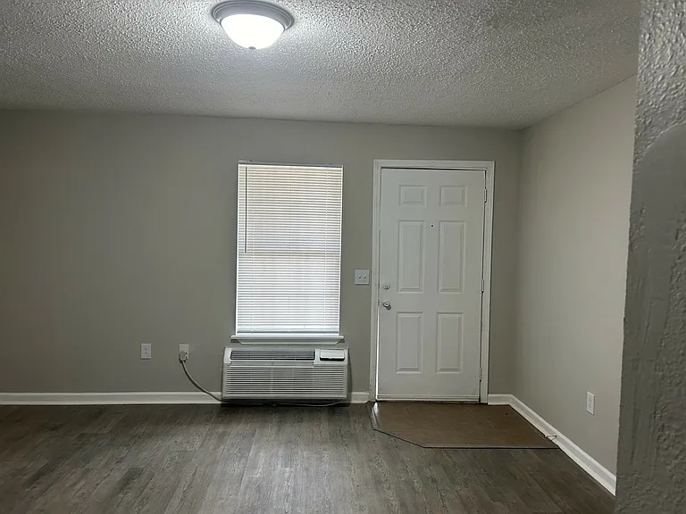 Falcon Crest One Bedrooom Interior