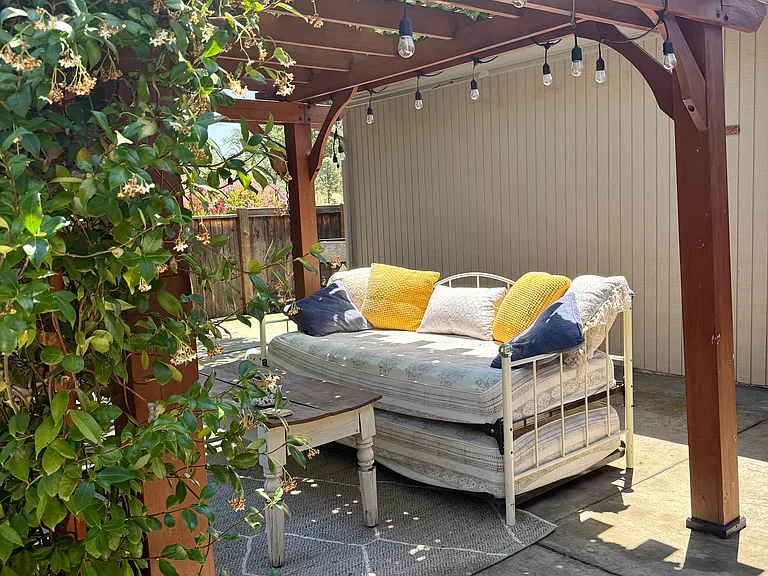 2128 Tiburon Dr — Photo 21