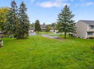 6208 Leslieanne Path #20, Cicero, NY 13039