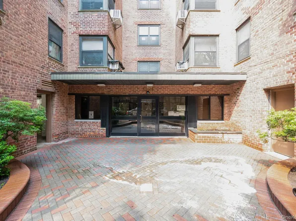 32-40 91st Street #509, East Elmhurst, NY 11369
