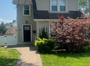 16 Grace Rd, Staten Island, NY 10306