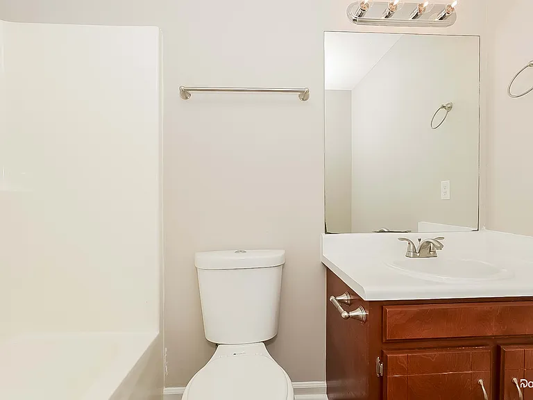 4413 Winton Dr — Photo 10