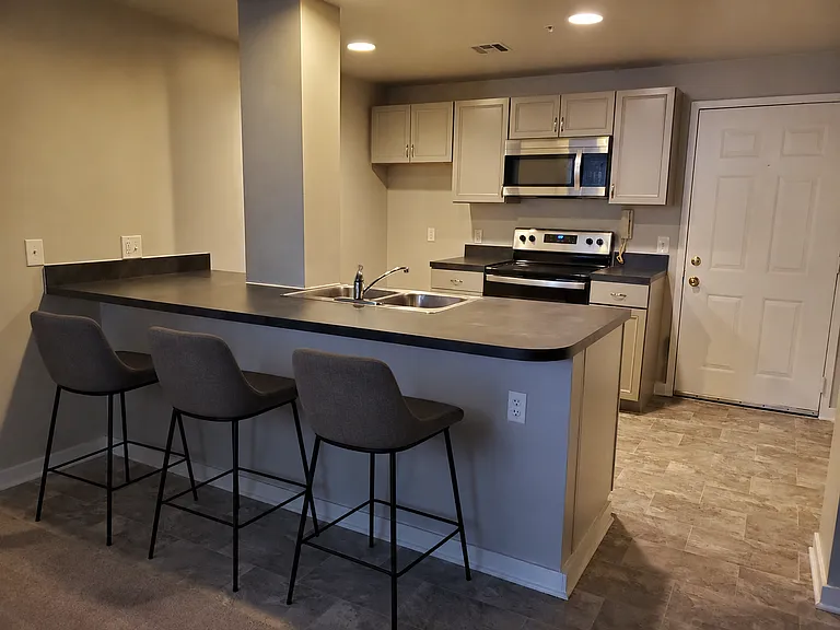 Welcome to Rosenwald Apartments - From Studios to 2 bedrooms Located in Downtown Lancaster! — Photo 13