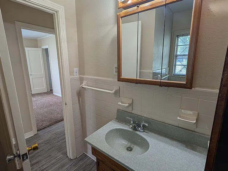 1605 Maple Dr — Photo 11