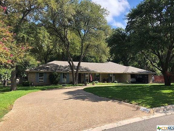 3rd image of 2808 Pecan Valley Dr
