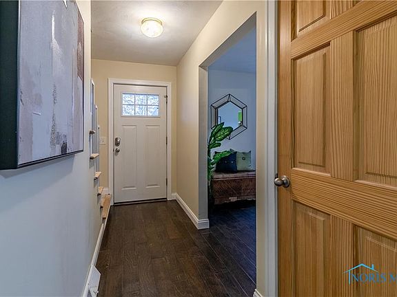 3rd image of 644 Dussel Dr