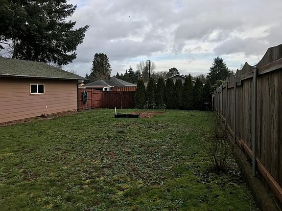 Huge back yard ready to till up for a huge garden!