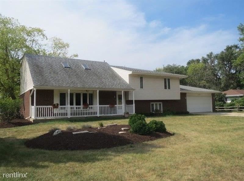 1st image of 24064 S Lakeview Dr