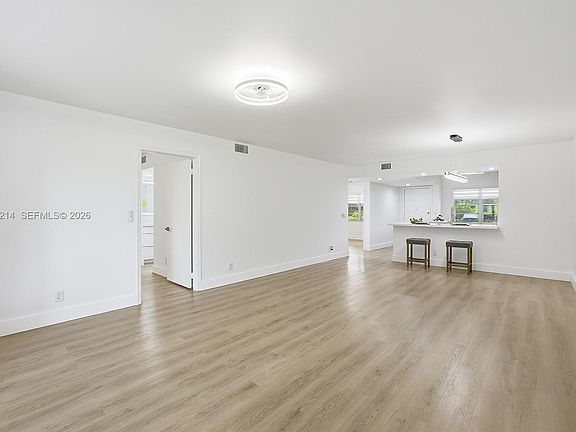 4th image of 300 SW 130th Ter APT 110B