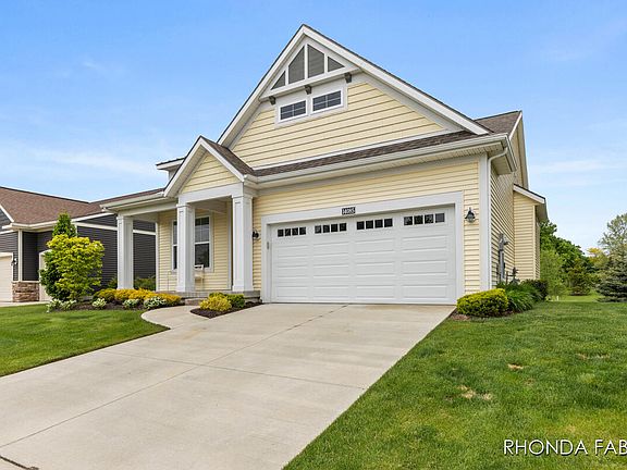 3rd image of 14085 Phoenix Pl