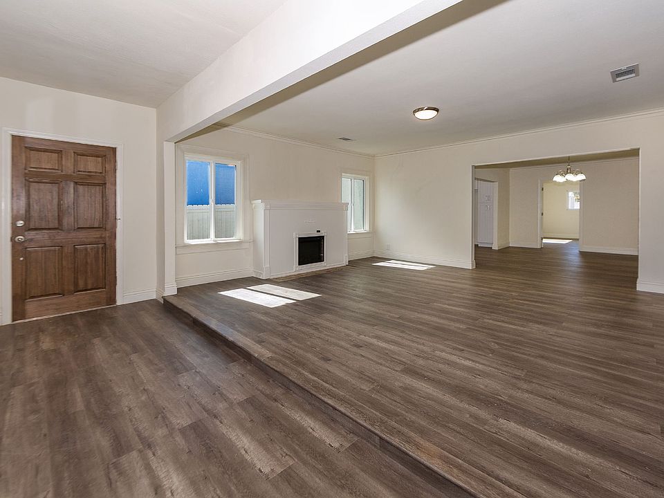 1st image of 5131 11th Ave