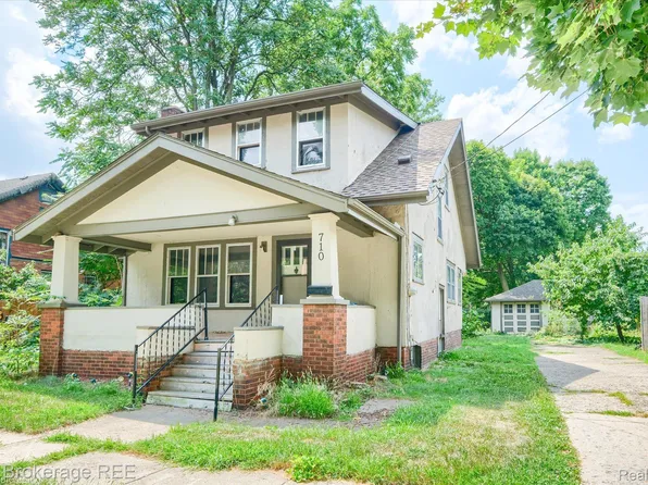 710 Pierson St, Flint, MI 48503