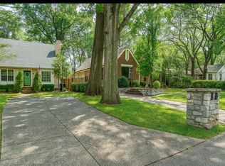 1726 Green Hills Dr, Nashville, TN 37215