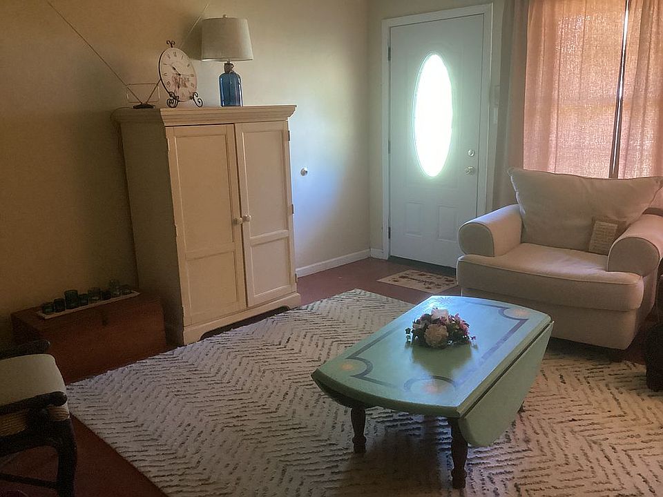 2nd image of 1702 Karen Ave