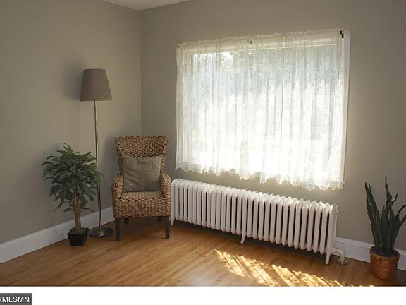 4th image of 2311 Pierce St NE