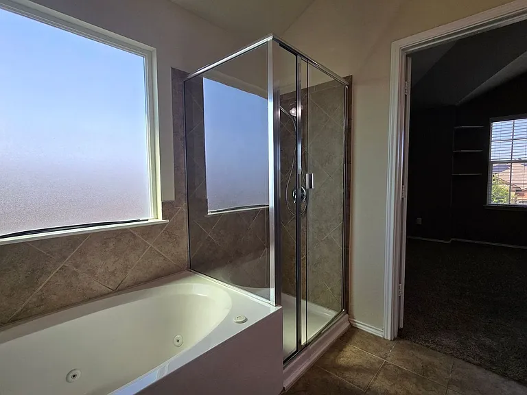 9702 Adeel Dr — Photo 22
