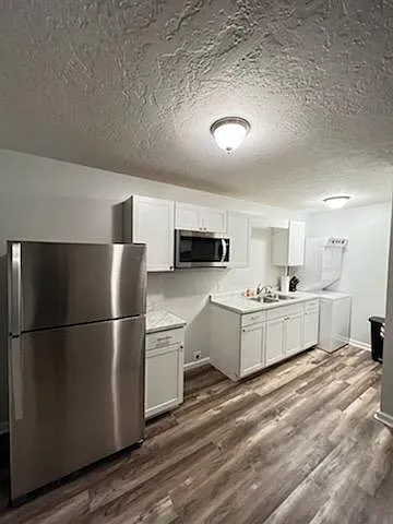 1050 Scott St #6 — Photo 2