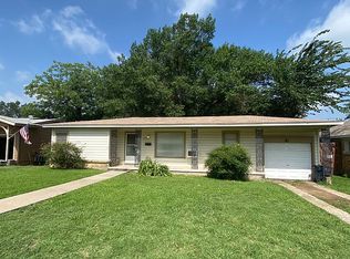 2204 San Jose Dr, Fort Worth, TX 76112