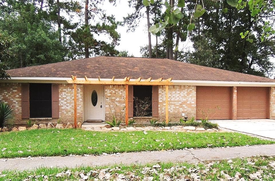 1st image of 20410 Foxwood Forest Blvd