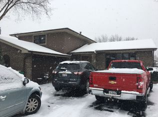 879 Edward St, Wheeling, IL 60090