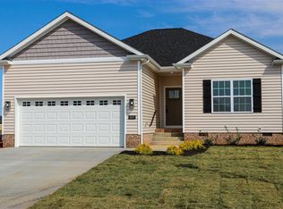 937 McIntyre St, Bowling Green, KY 42101