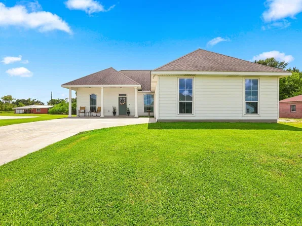 4406 Force Dr, Bourg, LA 70343