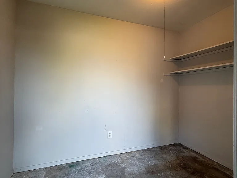 2110 Lee St #A — Photo 13