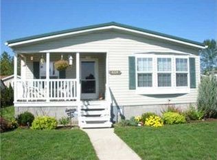 6229 Autumnview Sta, Newfane, NY 14108