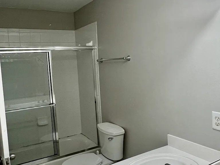 1214 Harris Commons Pl — Photo 9