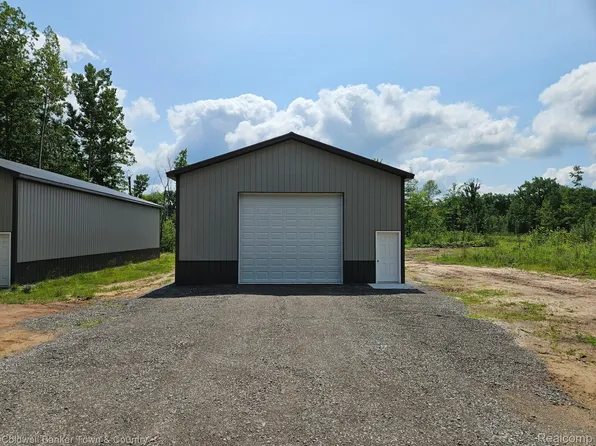 7795 Lakeside Blvd, Hale, MI 48739