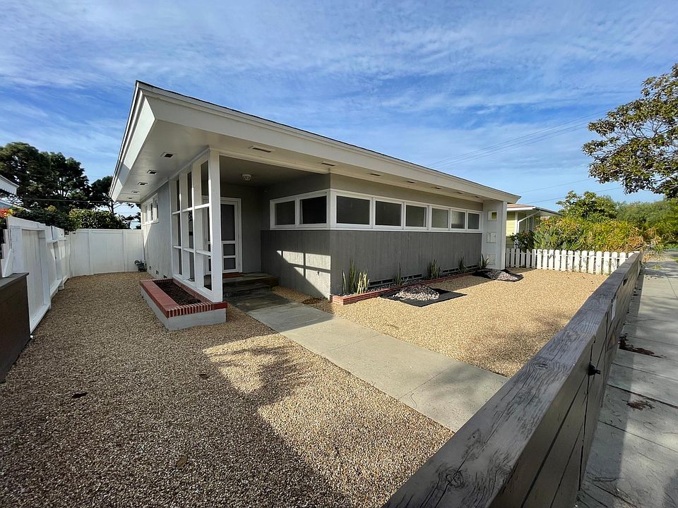 1st image of 407 S Clementine St
